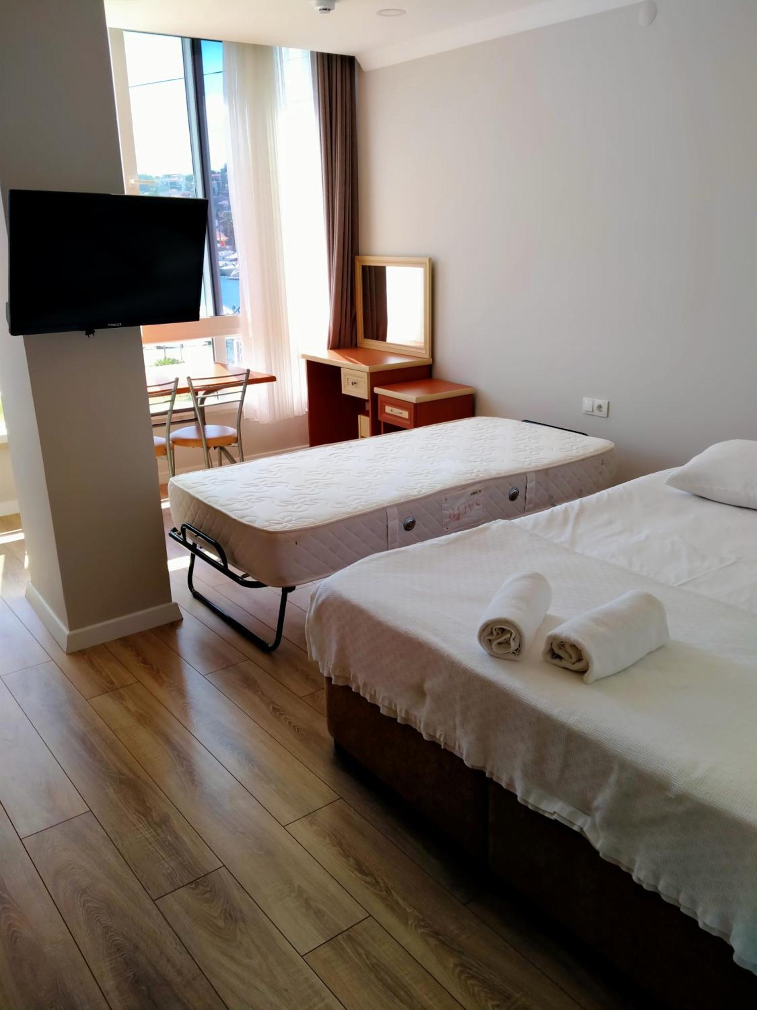 Venues Park Apart Suites Çeşme Chambre photo